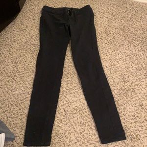 Black American Eagle knit pants